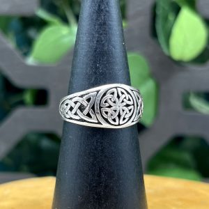 Celtic Knot Ring by County Argyle hand-cast in sterling silver